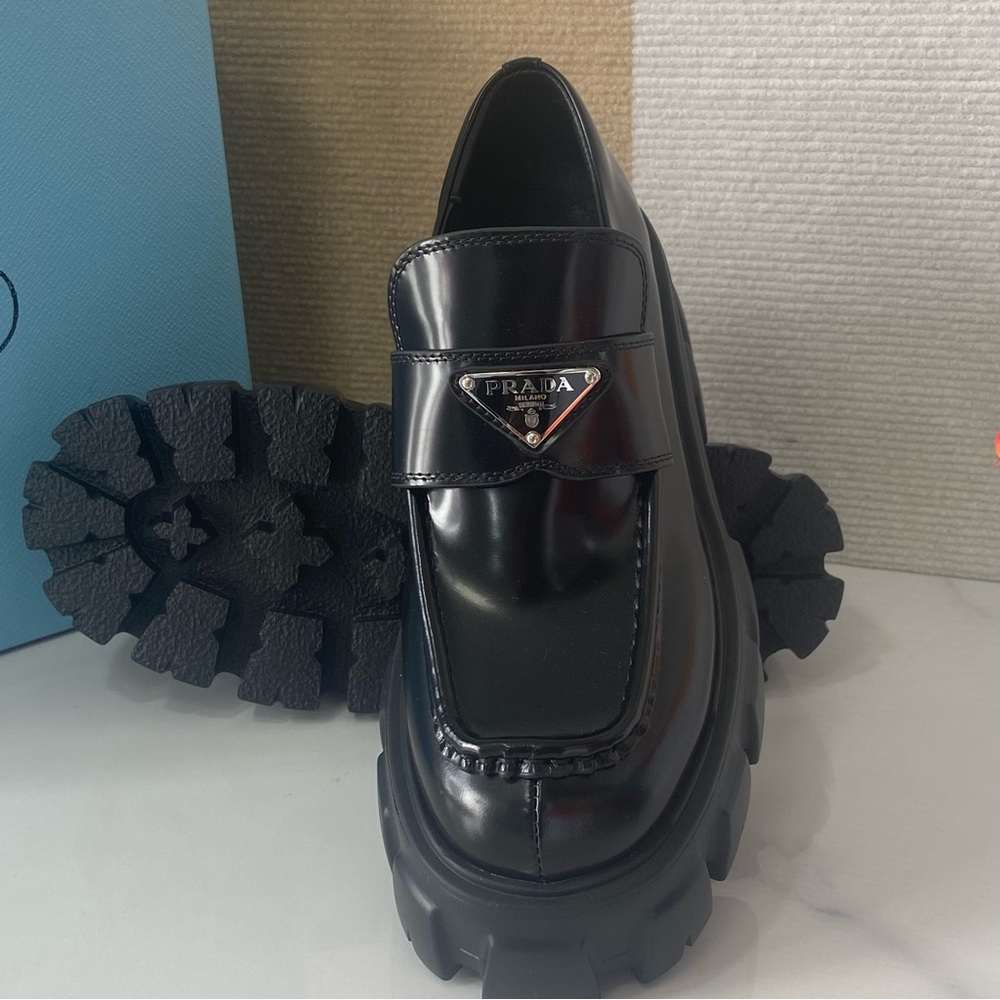 Prada 📌📌Black Loafers - Picture 6 of 6